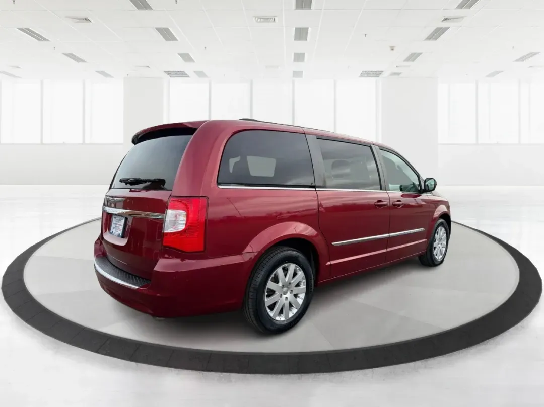 2015 Chrysler Town and Country Touring (2C4RC1BG4FR) with an 3.6L V-6 DOHC engine, located at 8750 N County Rd 25A, Piqua, OH, 45356, (937) 908-9800, 40.164391, -84.232513 - 2015 Chrysler Town and Country Touring - Photo#2