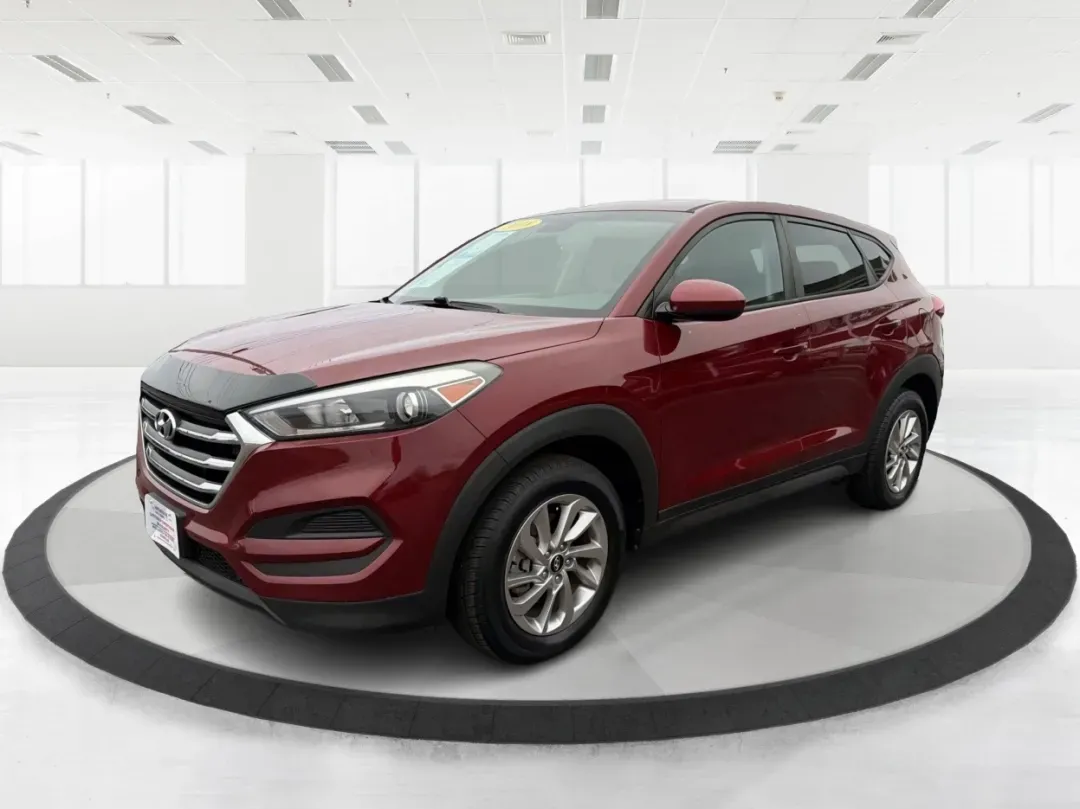 2018 Hyundai Tucson SE (KM8J23A42JU) with an Nu 2L I-4 gasoline direct injection engine, located at 8750 N County Rd 25A, Piqua, OH, 45356, (937) 908-9800, 40.164391, -84.232513 - **Explore the Open Road with the 2018 Hyundai Tucson at Advantage Car and Credit Piqua, OH**<br /> <br /> Are you ready to elevate your driving experience? Whether you're a growing family in need of extra space, a daily commuter looking for efficiency, or an adventure seeker craving weekend road tr - Photo#8