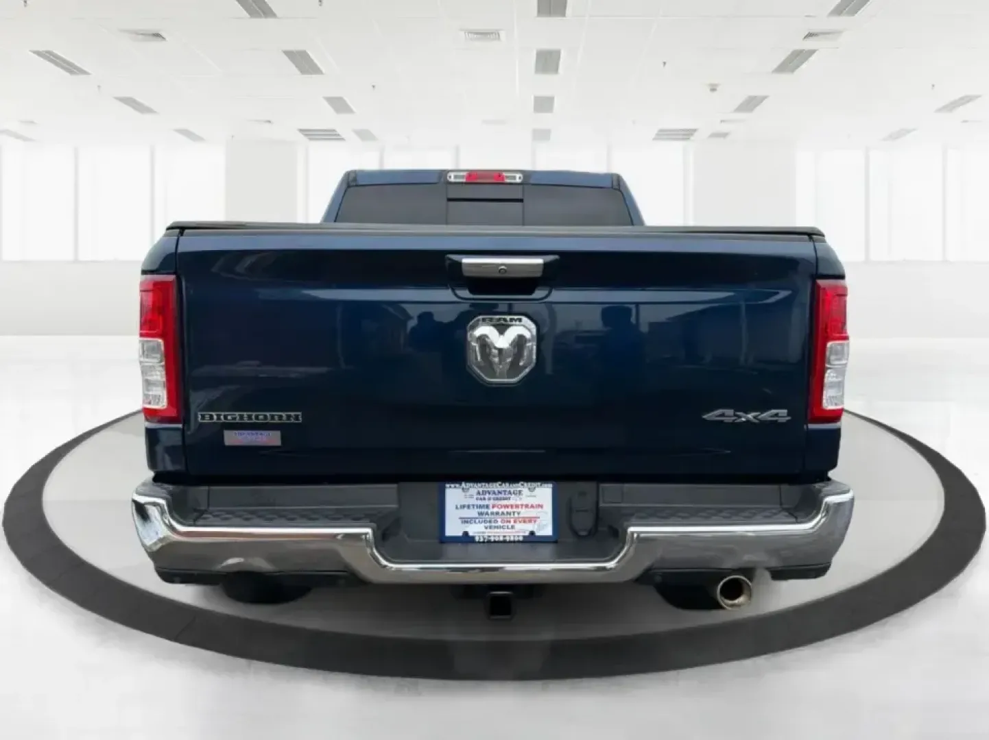 2019 Ram 1500 Big Horn/Lone Star Crew Cab 4x4 5'7 Box (1C6SRFFT9KN) with an 5.7L V8 OHV 16V engine, 8A transmission, located at 880 E. National Road, Vandalia, OH, 45377, (937) 908-9800, 39.891918, -84.183594 - **Unleash Your Adventure with This 2019 Ram 1500 Big Horn/Lone Star Crew Cab in Patriot Blue Pearlcoat!**<br /> <br /> Are you ready to elevate your lifestyle with a truck that can handle both your daily commute and weekend adventures? This 2019 Ram 1500 Big Horn/Lone Star Crew Cab is the perfect co - Photo#3