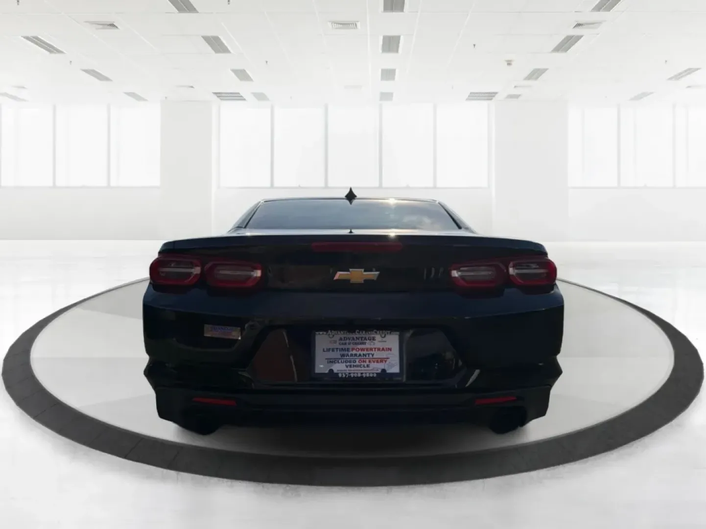 2019 Chevrolet Camaro (1G1FB1RS8K0) with an Other engine, located at 1230 East Main St, Xenia, OH, 45385, (937) 908-9800, 39.688026, -83.910172 - **Unleash Your Inner Adventurer with the 2019 Chevrolet Camaro 1LT at Advantage Car and Credit - Piqua!**<br /> <br /> Are you ready to take your driving experience to the next level? Whether you're seeking the thrill of the open road on weekends or need a stylish and reliable coupe for your daily c - Photo#3