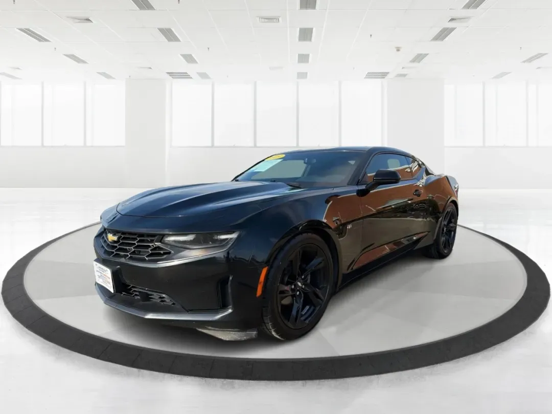 2019 Chevrolet Camaro 1LT (1G1FB1RS8K0) with an Other engine, located at 8750 N County Rd 25A, Piqua, OH, 45356, (937) 908-9800, 40.164391, -84.232513 - **Unleash Your Inner Adventurer with the 2019 Chevrolet Camaro 1LT at Advantage Car and Credit - Piqua!**<br /> <br /> Are you ready to take your driving experience to the next level? Whether you're seeking the thrill of the open road on weekends or need a stylish and reliable coupe for your daily c - Photo#8