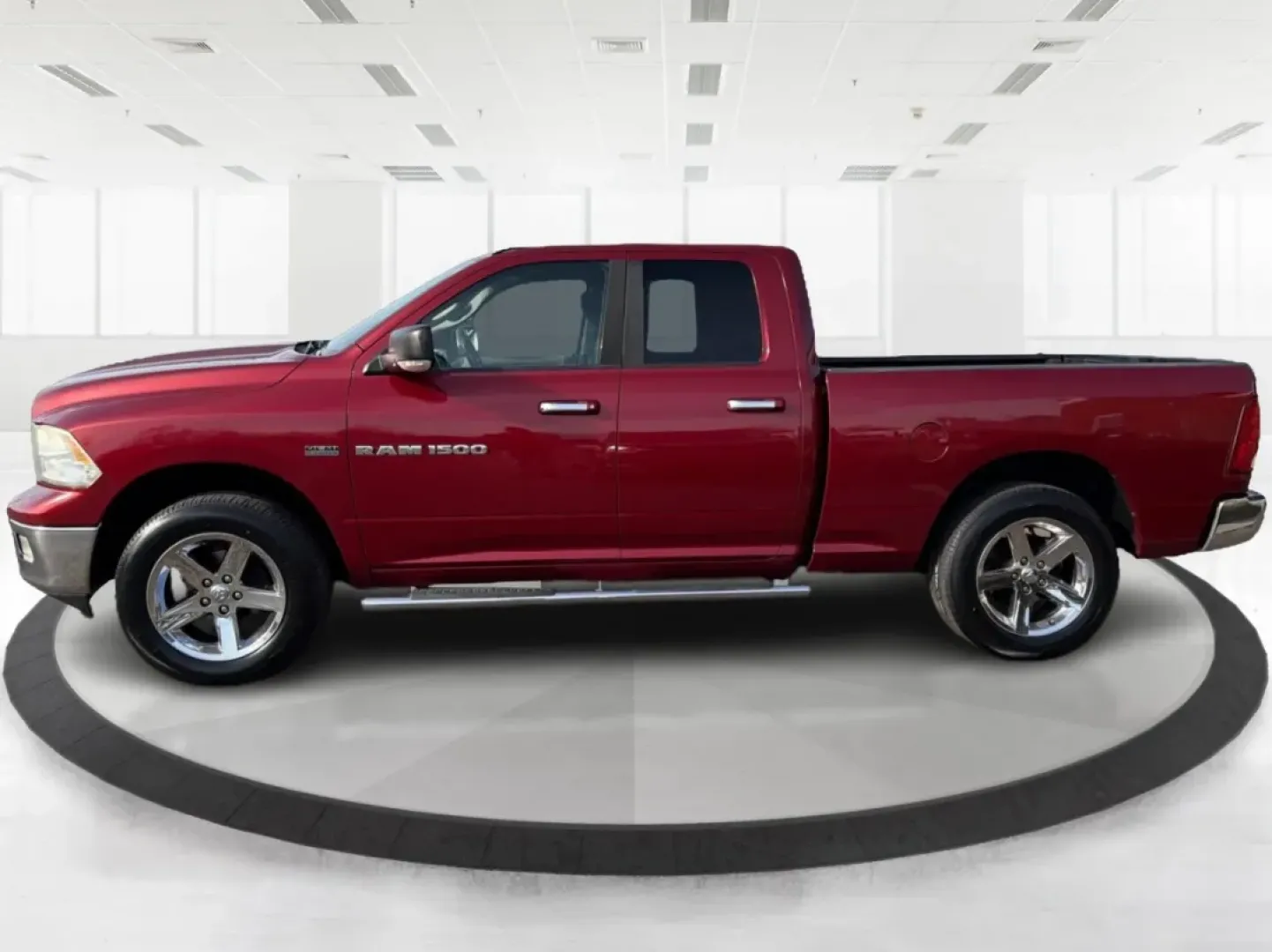 2011 Ram Ram 1500 SLT (1D7RV1GT7BS) with an HEMI 5.7L V-8 variable valve control engine, 5-Speed Automatic transmission, located at 8750 N County Rd 25A, Piqua, OH, 45356, (937) 908-9800, 40.164391, -84.232513 - **Unleash Adventure with the 2011 Ram 1500 SLT at Advantage Car and Credit - Piqua!**<br /> <br /> Are you ready to elevate your driving experience? Whether you're navigating busy city streets, embarking on weekend adventures, or tackling home improvement projects, the 2011 Ram 1500 SLT is the truck - Photo#5