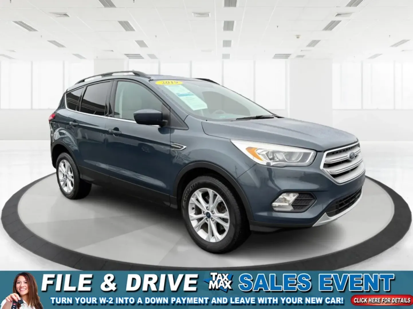 2019 Ford Escape SEL 4WD (1FMCU9HD4KU) with an 1.5L L4 DOHC 16V engine, 6-Speed Automatic transmission, located at 4508 South Dixie Dr, Moraine, OH, 45439, (937) 908-9800, 39.689976, -84.218452 - **Adventure Awaits in the 2019 Ford Escape SEL 4WD: Your Next Family SUV!**<br /> <br /> Embrace the thrill of adventure without compromising comfort and safety with the 2019 Ford Escape SEL 4WD, now available at Advantage Car and Credit - Moraine. Perfect for growing families or anyone seeking a ve - Photo#0
