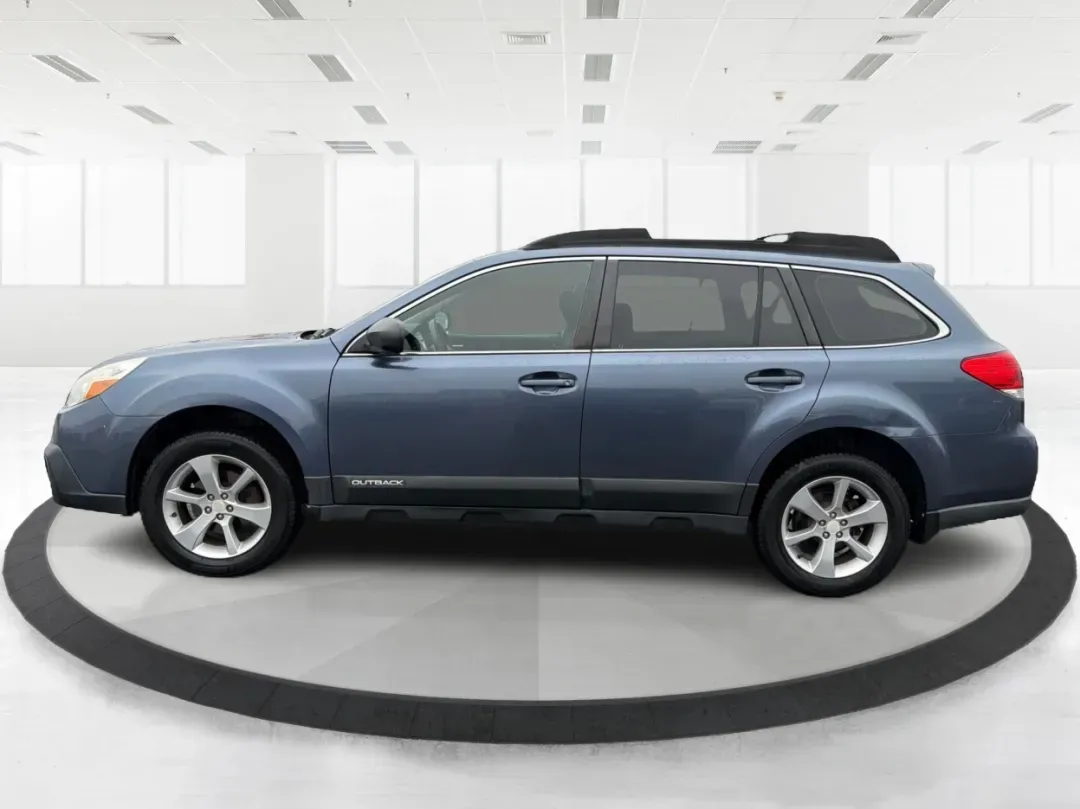 2014 Subaru Outback 2.5i (4S4BRCAC5E3) with an 2.5L H-4 DOHC engine, located at 1230 East Main St, Xenia, OH, 45385, (937) 908-9800, 39.688026, -83.910172 - **Adventure Awaits with the 2014 Subaru Outback 2.5i at Advantage Car and Credit - Xenia!**<br /> <br /> Are you ready to elevate your lifestyle with a vehicle designed for both comfort and adventure? The 2014 Subaru Outback 2.5i is your perfect companion for weekend getaways, family road trips, or - Photo#5