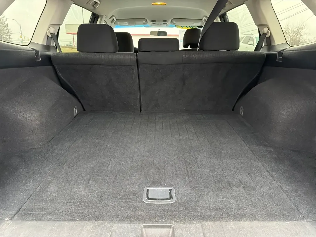 2014 Subaru Outback 2.5i (4S4BRCAC5E3) with an 2.5L H-4 DOHC engine, located at 1230 East Main St, Xenia, OH, 45385, (937) 908-9800, 39.688026, -83.910172 - **Adventure Awaits with the 2014 Subaru Outback 2.5i at Advantage Car and Credit - Xenia!**<br /> <br /> Are you ready to elevate your lifestyle with a vehicle designed for both comfort and adventure? The 2014 Subaru Outback 2.5i is your perfect companion for weekend getaways, family road trips, or - Photo#12