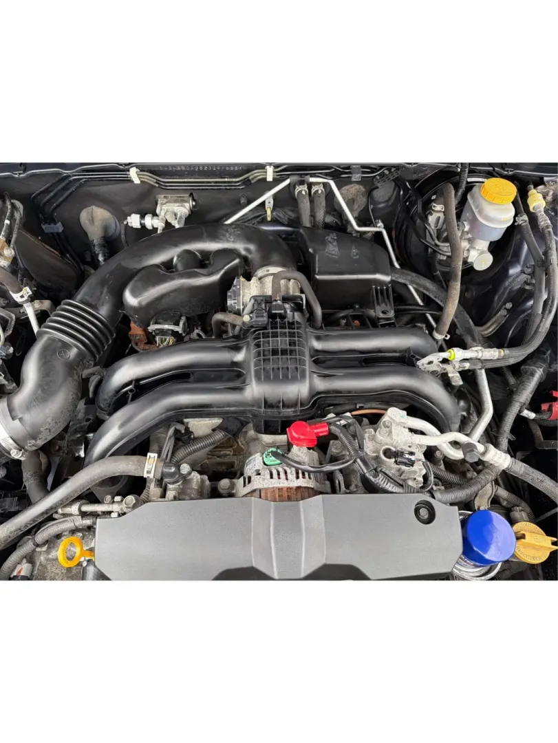 2014 Subaru Outback 2.5i (4S4BRCAC5E3) with an 2.5L H-4 DOHC engine, located at 1230 East Main St, Xenia, OH, 45385, (937) 908-9800, 39.688026, -83.910172 - **Adventure Awaits with the 2014 Subaru Outback 2.5i at Advantage Car and Credit - Xenia!**<br /> <br /> Are you ready to elevate your lifestyle with a vehicle designed for both comfort and adventure? The 2014 Subaru Outback 2.5i is your perfect companion for weekend getaways, family road trips, or - Photo#11