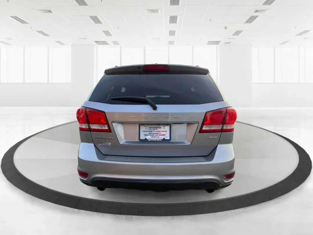 2017 Dodge Journey SXT AWD (3C4PDDBGXHT) with an Pentastar 3.6L V-6 DOHC engine, located at 880 E. National Road, Vandalia, OH, 45377, (937) 908-9800, 39.891918, -84.183594 - Are you ready to elevate your family adventures or tackle your daily commutes with style and confidence? Look no further than this exceptional **2017 Dodge Journey SXT AWD**. Perfectly suited for growing families or those who crave weekend getaways, this SUV combines versatility, comfort, and perfor - Photo#3