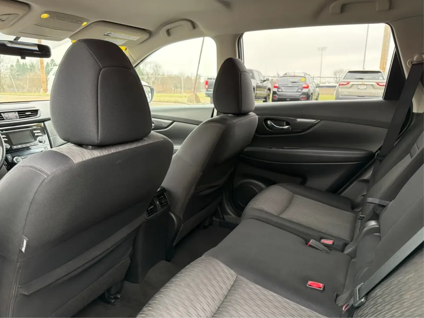 2017 Nissan Rogue SV (JN8AT2MV5HW) with an 2.5L I-4 DOHC engine, located at 401 Woodman Dr, Riverside, OH, 45431, (937) 908-9800, 39.760899, -84.123421 - **Explore the Open Road with the 2017 Nissan Rogue SV Your Perfect Family SUV!**<br /> <br /> Are you looking for a vehicle that effortlessly combines style, practicality, and versatility? The 2017 Nissan Rogue SV is the ultimate choice for growing families and adventure seekers alike. With its spa - Photo#10