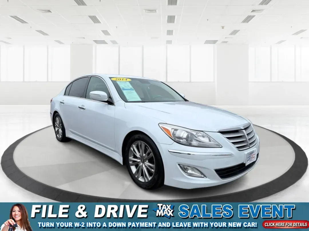 2014 Hyundai Genesis 3.8's photo