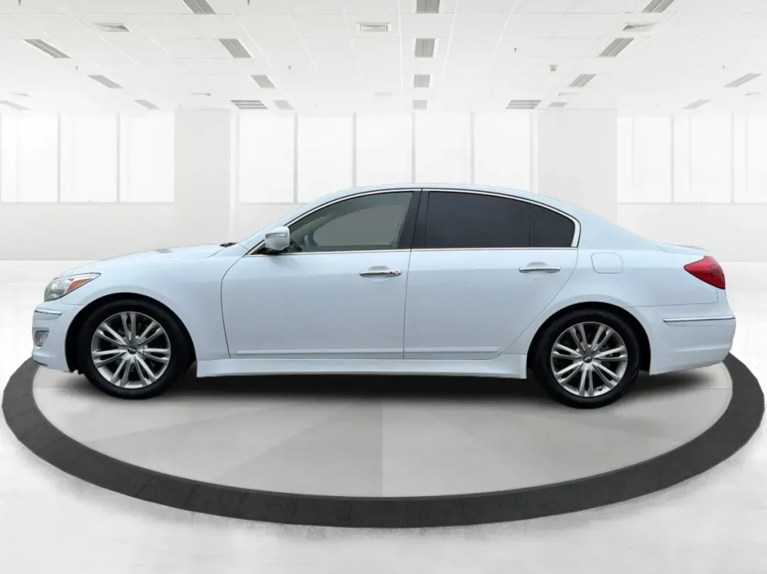 2014 Hyundai Genesis 3.8 (KMHGC4DD8EU) with an 3.8L V-6 gasoline direct injection engine, located at 8750 N County Rd 25A, Piqua, OH, 45356, (937) 908-9800, 40.164391, -84.232513 - Elevate your lifestyle with the perfect blend of luxury and reliability! Introducing the stunning 2014 Hyundai Genesis 3.8, a sedan that effortlessly merges comfort with performance. This vehicle is ideal for those who seek a refined driving experience, whether you're commuting to work, picking up t - Photo#5