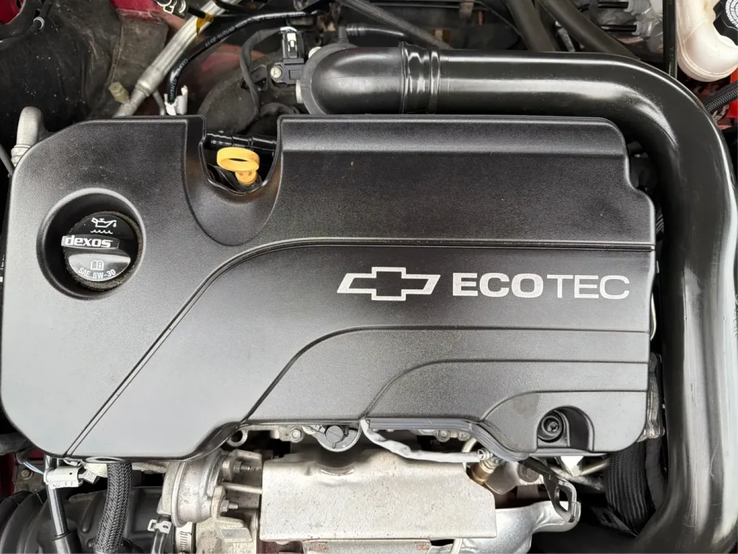 2017 Chevrolet Malibu 1LT (1G1ZE5ST1HF) with an 1.5L I-4 gasoline direct injection engine, located at 4508 South Dixie Dr, Moraine, OH, 45439, (937) 908-9800, 39.689976, -84.218452 - Are you searching for the perfect sedan that balances style, comfort, and reliability? Look no further than the 2017 Chevrolet Malibu 1LT available at Advantage Car and Credit in Moraine, OH. This vehicle is not just a mode of transportation; it's an enhancement to your lifestyle, whether you're nav - Photo#11