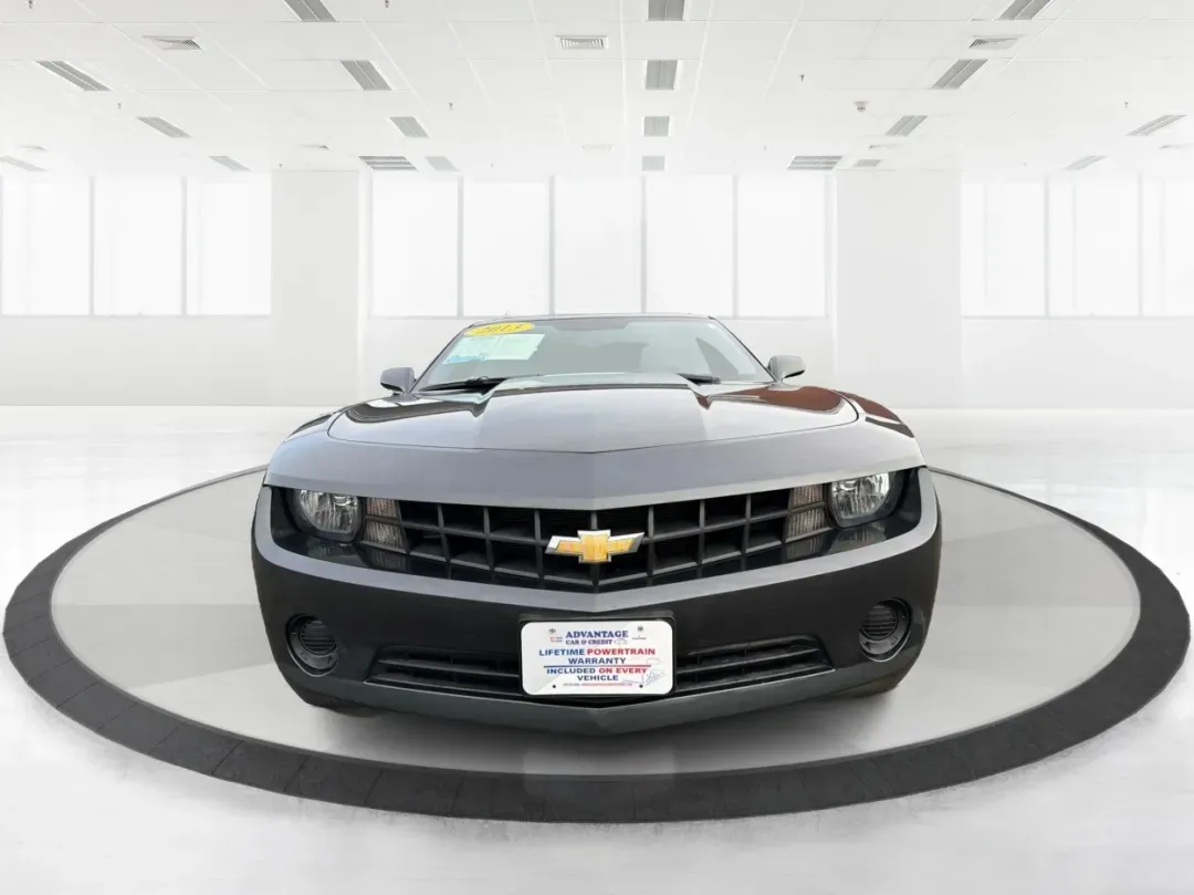 2013 Chevrolet Camaro 2LS (2G1FA1E35D9) with an 3.6L V-6 gasoline direct injection engine, located at 8750 N County Rd 25A, Piqua, OH, 45356, (937) 908-9800, 40.164391, -84.232513 - Experience the thrill of the open road with the 2013 Chevrolet Camaro 2LS, an exhilarating coupe that effortlessly blends style, performance, and practicality. Ideal for weekend adventures, daily commuting, or simply turning heads as you cruise through Troy, OH, this vehicle is built for those who a - Photo#7