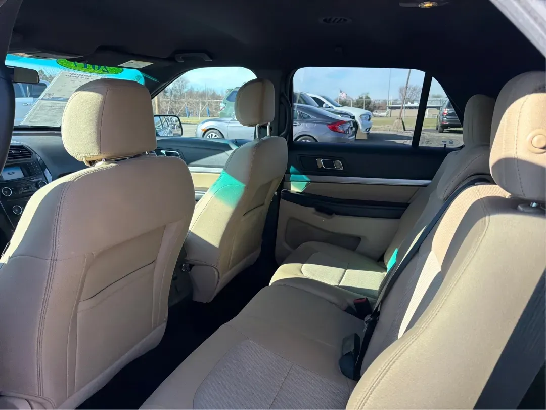 2017 Ford Explorer Base (1FM5K8BH9HG) with an Other engine, located at 8750 N County Rd 25A, Piqua, OH, 45356, (937) 908-9800, 40.164391, -84.232513 - **Discover Adventure with the 2017 Ford Explorer at Advantage Car and Credit in Piqua, OH!** <br /> <br /> Are you ready to take your family adventures or weekend getaways to the next level? The 2017 Ford Explorer is the perfect companion for those who crave exploration, comfort, and reliability. Wi - Photo#10