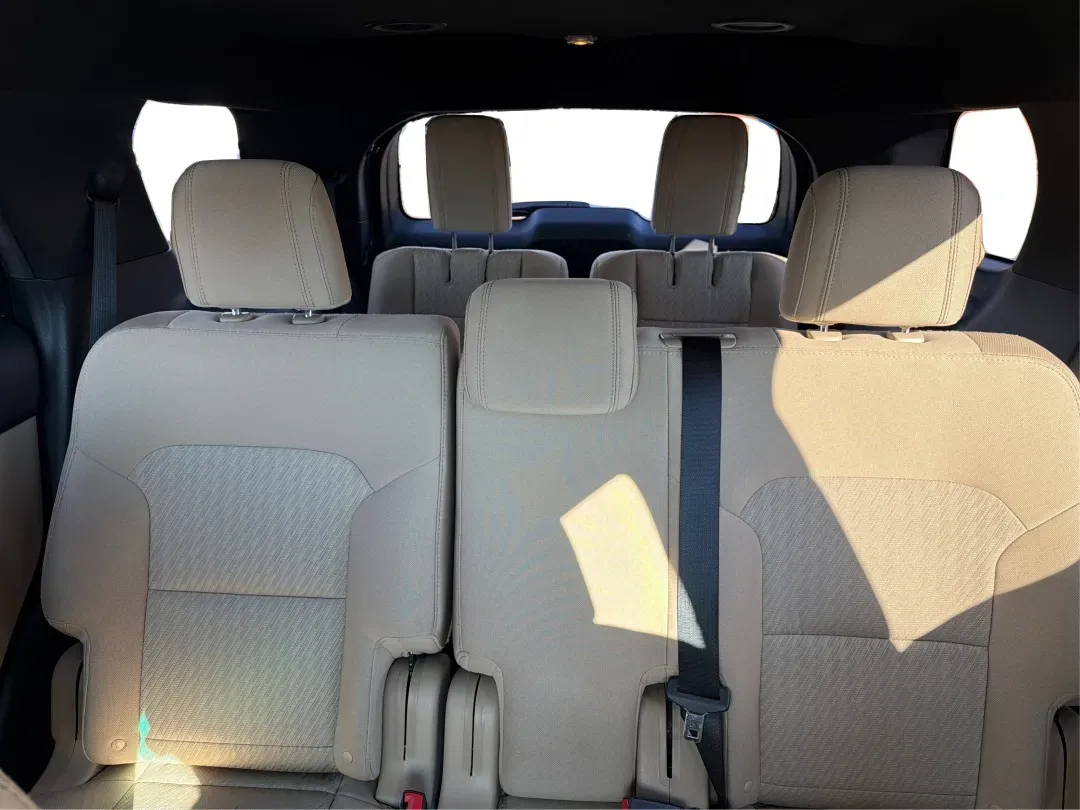 2017 Ford Explorer Base (1FM5K8BH9HG) with an Other engine, located at 1951 S Dayton Lakeview Rd., New Carlisle, OH, 45344, (937) 908-9800, 39.890999, -84.050255 - **Discover Adventure with the 2017 Ford Explorer at Advantage Car and Credit in Piqua, OH!** <br /> <br /> Are you ready to take your family adventures or weekend getaways to the next level? The 2017 Ford Explorer is the perfect companion for those who crave exploration, comfort, and reliability. Wi - Photo#14