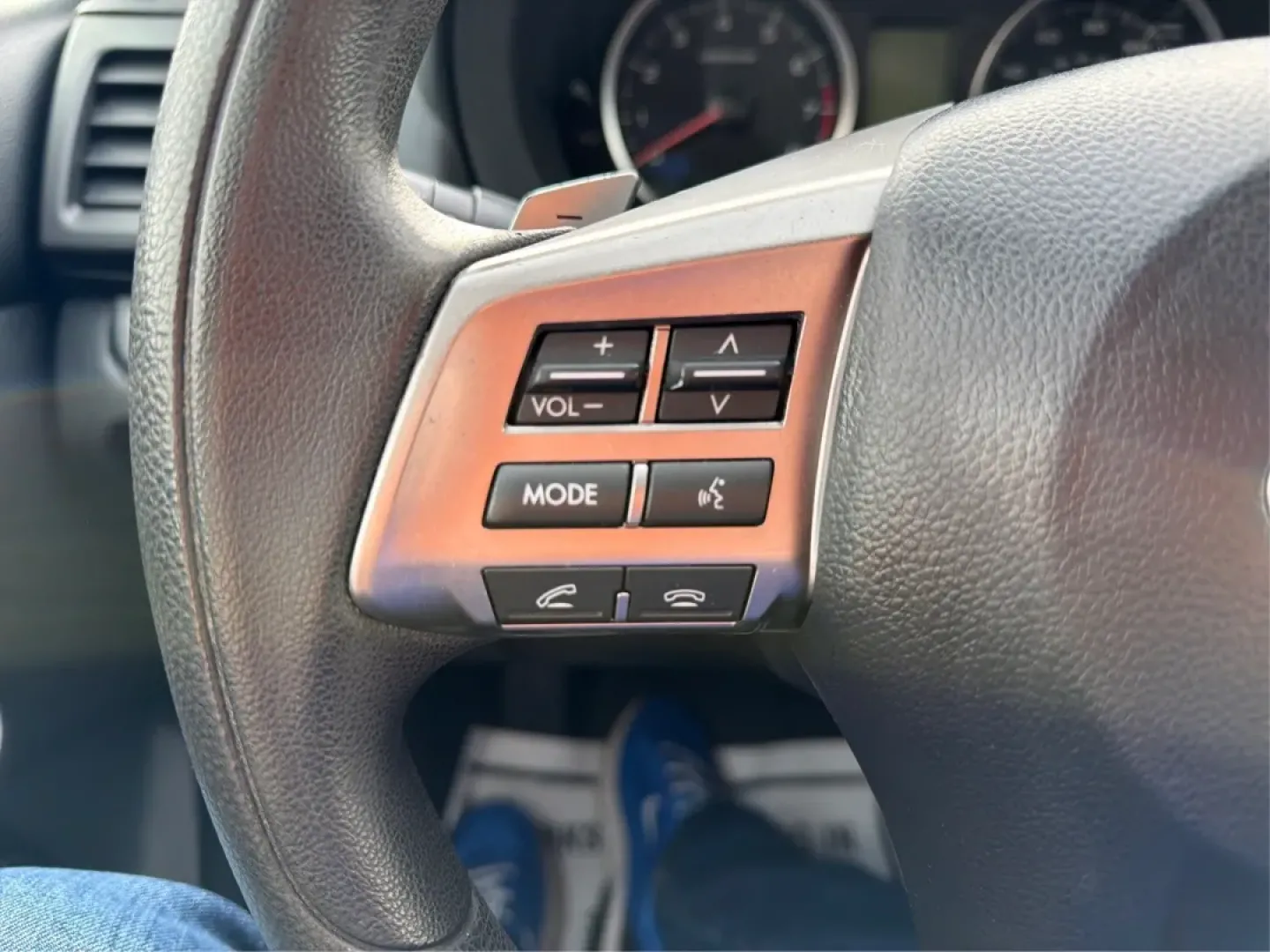 2014 Subaru XV Crosstrek 2.0i Premium (JF2GPACC4E8) with an 2L H-4 DOHC engine, located at 1951 S Dayton Lakeview Rd., New Carlisle, OH, 45344, (937) 908-9800, 39.890999, -84.050255 - Are you ready to elevate your lifestyle with a versatile vehicle that can handle both your daily commutes and weekend adventures? Look no further than this stunning 2014 Subaru XV Crosstrek 2.0i Premium, available now at Advantage Car and Credit - Riverside. Located at 401 Woodman Dr, Riverside, OH - Photo#16