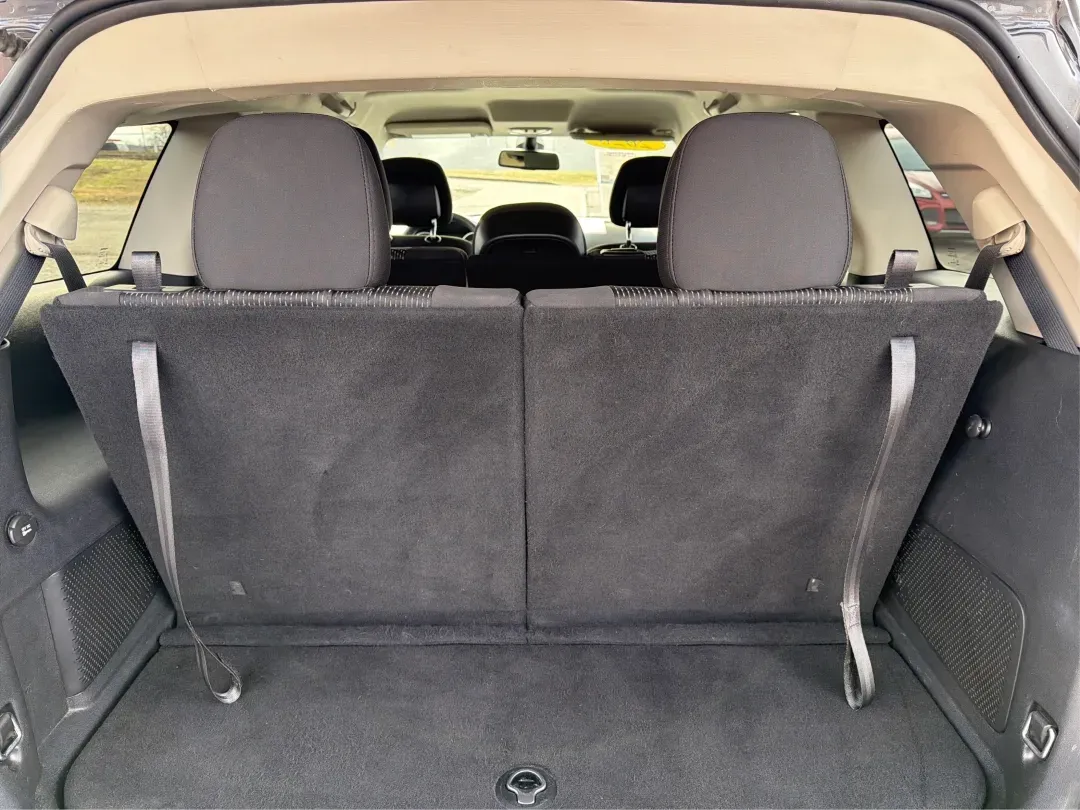 2020 Dodge Journey SE Value (3C4PDCABXLT) with an Tigershark MultiAir 2.4L I-4 DOHC engine, located at 401 Woodman Dr, Riverside, OH, 45431, (937) 908-9800, 39.760899, -84.123421 - **Discover Adventure with the 2020 Dodge Journey SE Value - Perfect for Your Family Road Trips!**<br /> <br /> Are you ready to elevate your family's adventures or daily commutes? Look no further than the 2020 Dodge Journey SE Value SUV, available now at Advantage Car and Credit - Riverside! This ve - Photo#12