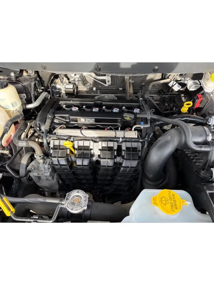 2020 Dodge Journey SE Value (3C4PDCABXLT) with an Tigershark MultiAir 2.4L I-4 DOHC engine, located at 1951 S Dayton Lakeview Rd., New Carlisle, OH, 45344, (937) 908-9800, 39.890999, -84.050255 - **Discover Adventure with the 2020 Dodge Journey SE Value - Perfect for Your Family Road Trips!**<br /> <br /> Are you ready to elevate your family's adventures or daily commutes? Look no further than the 2020 Dodge Journey SE Value SUV, available now at Advantage Car and Credit - Riverside! This ve - Photo#11