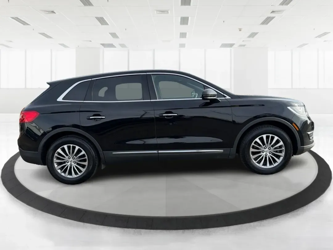 2017 Lincoln MKX Select (2LMPJ6KR7HB) with an Other engine, located at 1951 S Dayton Lakeview Rd., New Carlisle, OH, 45344, (937) 908-9800, 39.890999, -84.050255 - **Elevate Your Family Adventures with the 2017 Lincoln MKX at Advantage Car and Credit!**<br /> <br /> Are you ready to transform your daily drive into a luxurious experience? The 2017 Lincoln MKX, available now at Advantage Car and Credit in New Carlisle, OH, is the perfect SUV for families and com - Photo#1