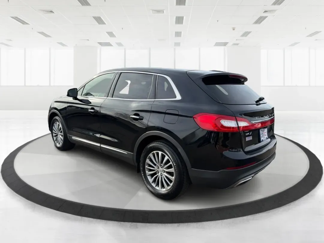 2017 Lincoln MKX Select (2LMPJ6KR7HB) with an Other engine, located at 1951 S Dayton Lakeview Rd., New Carlisle, OH, 45344, (937) 908-9800, 39.890999, -84.050255 - **Elevate Your Family Adventures with the 2017 Lincoln MKX at Advantage Car and Credit!**<br /> <br /> Are you ready to transform your daily drive into a luxurious experience? The 2017 Lincoln MKX, available now at Advantage Car and Credit in New Carlisle, OH, is the perfect SUV for families and com - Photo#4