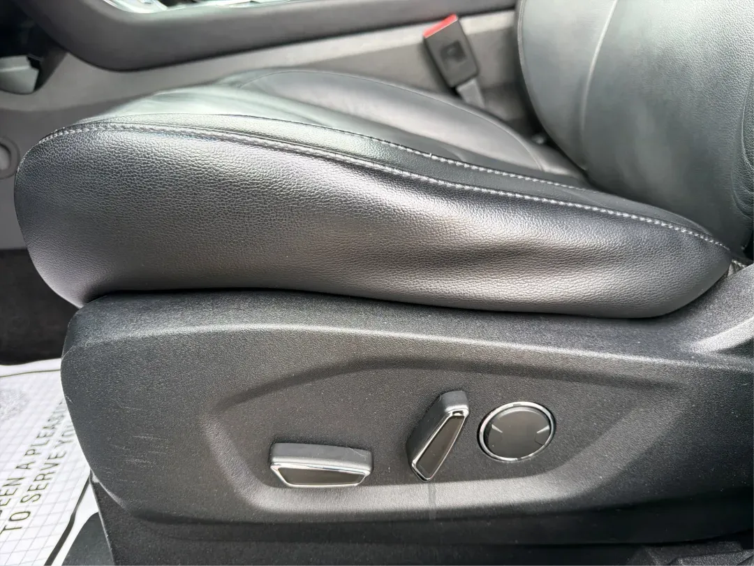 2015 Ford Edge Titanium (2FMTK3K89FB) with an Other engine, located at 8750 N County Rd 25A, Piqua, OH, 45356, (937) 908-9800, 40.164391, -84.232513 - **Explore New Horizons with the 2015 Ford Edge Titanium at Advantage Car and Credit**<br /> <br /> If you're on the hunt for a versatile SUV that can handle anything from daily commutes to weekend adventures, look no further than the 2015 Ford Edge Titanium. This sporty utility vehicle is the perfec - Photo#18