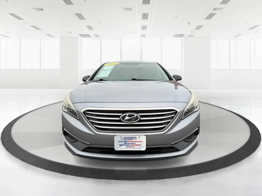 2017 Hyundai Sonata Base (5NPE24AF8HH) with an Other engine, located at 4508 South Dixie Dr, Moraine, OH, 45439, (937) 908-9800, 39.689976, -84.218452 - ### Drive Your Dream: 2017 Hyundai Sonata Perfect for Families and Commuters Alike!<br /> <br /> Looking for a reliable sedan that fits seamlessly into your busy lifestyle? The 2017 Hyundai Sonata is here to make every drive a pleasure, whether you're commuting to work, shuttling kids to soccer pra - Photo#7