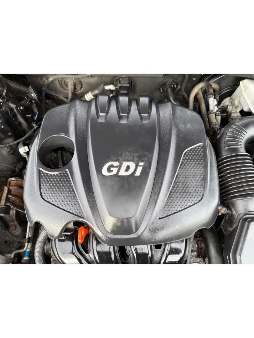 2015 Kia Optima LX (KNAGM4A73F5) with an Theta II 2.4L I-4 gasoline direct injection engine, located at 1951 S Dayton Lakeview Rd., New Carlisle, OH, 45344, (937) 908-9800, 39.890999, -84.050255 - Are you looking for a reliable sedan that combines style, comfort, and affordability? Look no further! At Advantage Car and Credit in New Carlisle, OH, we are excited to present this stunning 2015 Kia Optima LX, perfect for anyone from budget-conscious buyers to those needing a dependable vehicle fo - Photo#11