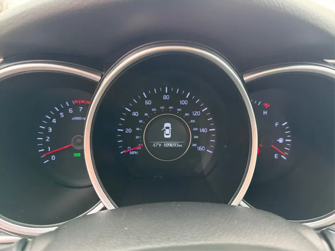 2015 Kia Optima LX (KNAGM4A73F5) with an Theta II 2.4L I-4 gasoline direct injection engine, located at 1951 S Dayton Lakeview Rd., New Carlisle, OH, 45344, (937) 908-9800, 39.890999, -84.050255 - Are you looking for a reliable sedan that combines style, comfort, and affordability? Look no further! At Advantage Car and Credit in New Carlisle, OH, we are excited to present this stunning 2015 Kia Optima LX, perfect for anyone from budget-conscious buyers to those needing a dependable vehicle fo - Photo#15