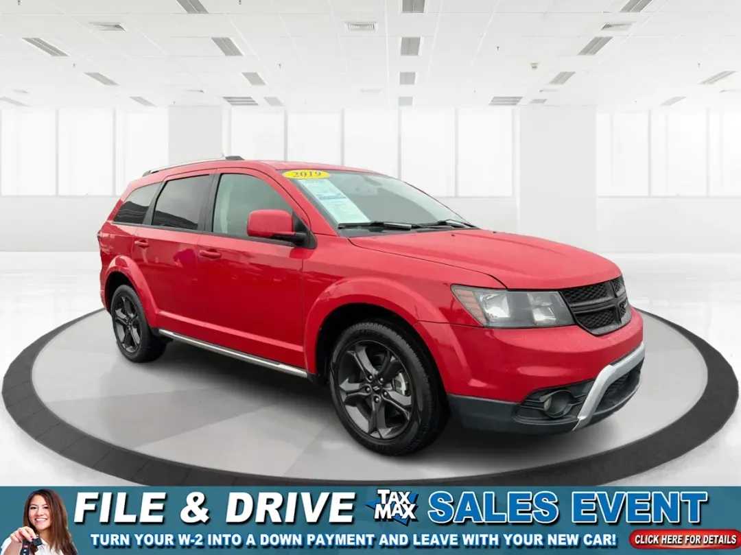 2019 Dodge Journey Crossroad (3C4PDCGB3KT) with an Other engine, located at 1099 N County Rd 25A, Troy, OH, 45373, (937) 908-9800, 40.057079, -84.212883 - ### Discover Adventure with the 2019 Dodge Journey Crossroad at Advantage Car and Credit!<br /> <br /> Are you ready to embark on new adventures with your family or friends? The 2019 Dodge Journey Crossroad is the perfect SUV for those seeking a blend of practicality and style. With spacious seating - Photo#0