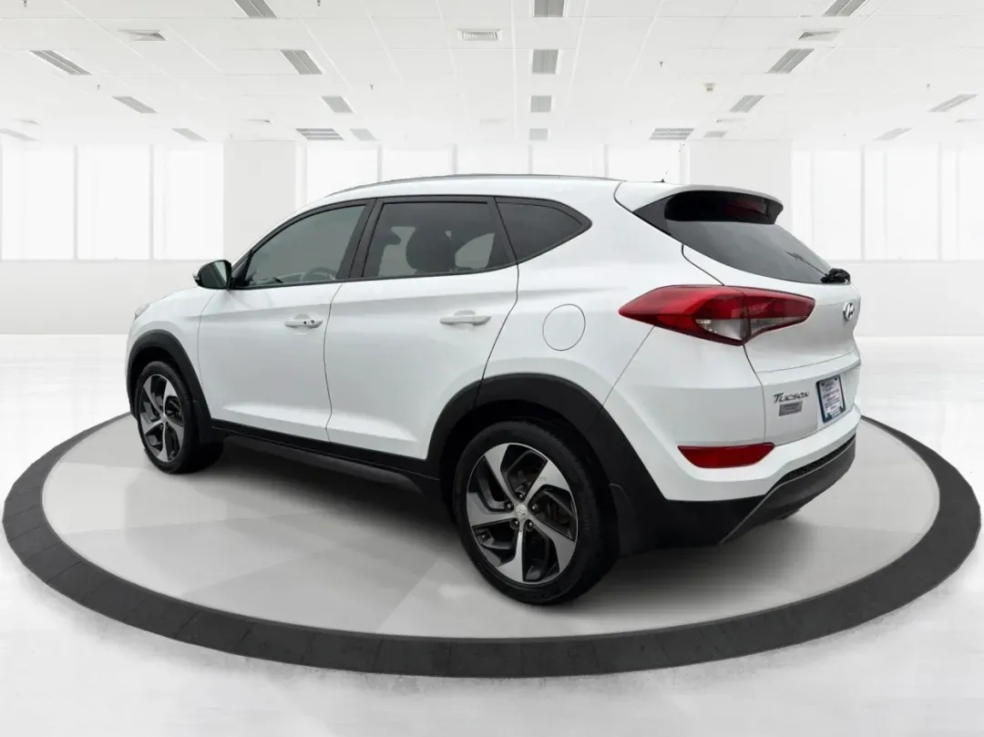 2016 Hyundai Tucson Sport (KM8J3CA26GU) with an 1.6L I-4 gasoline direct injection engine, located at 1230 East Main St, Xenia, OH, 45385, (937) 908-9800, 39.688026, -83.910172 - Discover a world of adventure with the 2016 Hyundai Tucson Sport, the perfect SUV for active families and weekend explorers alike! With its stylish Dazzling White exterior and spacious interior, this vehicle is designed for those who crave both comfort and versatility. Whether you're navigating thro - Photo#4