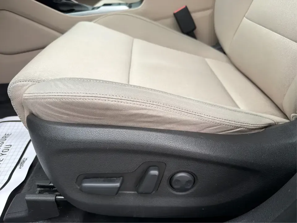 2016 Hyundai Tucson Sport (KM8J3CA26GU) with an 1.6L I-4 gasoline direct injection engine, 7A transmission, located at 1230 East Main St, Xenia, OH, 45385, (937) 908-9800, 39.688026, -83.910172 - Discover a world of adventure with the 2016 Hyundai Tucson Sport, the perfect SUV for active families and weekend explorers alike! With its stylish Dazzling White exterior and spacious interior, this vehicle is designed for those who crave both comfort and versatility. Whether you're navigating thro - Photo#17