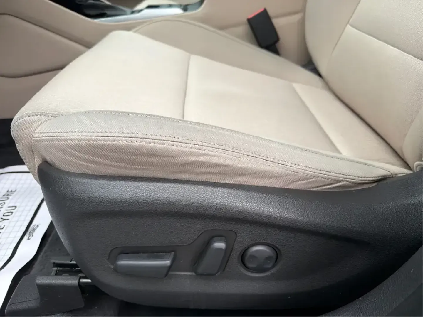 2016 Hyundai Tucson Sport (KM8J3CA26GU) with an 1.6L I-4 gasoline direct injection engine, 7A transmission, located at 1184 Kauffman Ave, Fairborn, OH, 45324, (937) 908-9800, 39.807072, -84.030914 - Discover a world of adventure with the 2016 Hyundai Tucson Sport, the perfect SUV for active families and weekend explorers alike! With its stylish Dazzling White exterior and spacious interior, this vehicle is designed for those who crave both comfort and versatility. Whether you're navigating thro - Photo#17