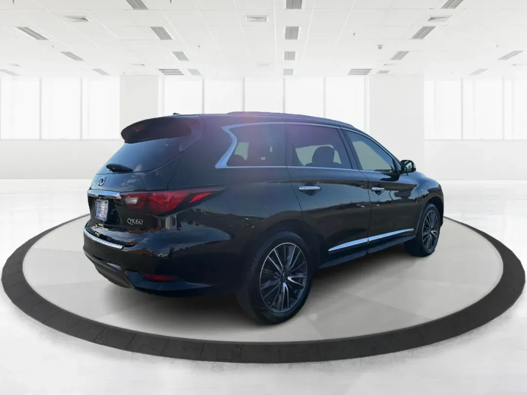 2019 Infiniti QX60 LUXE (5N1DL0MM2KC) with an VQ 3.5L V-6 gasoline direct injection engine, located at 8750 N County Rd 25A, Piqua, OH, 45356, (937) 908-9800, 40.164391, -84.232513 - **Discover Your Next Adventure with the 2019 Infiniti QX60 at Advantage Car and Credit - Piqua!**<br /> <br /> Are you ready to elevate your family's weekend getaways or daily commutes? The 2019 Infiniti QX60 is the perfect blend of luxury, space, and performance, designed for families, adventure se - Photo#2