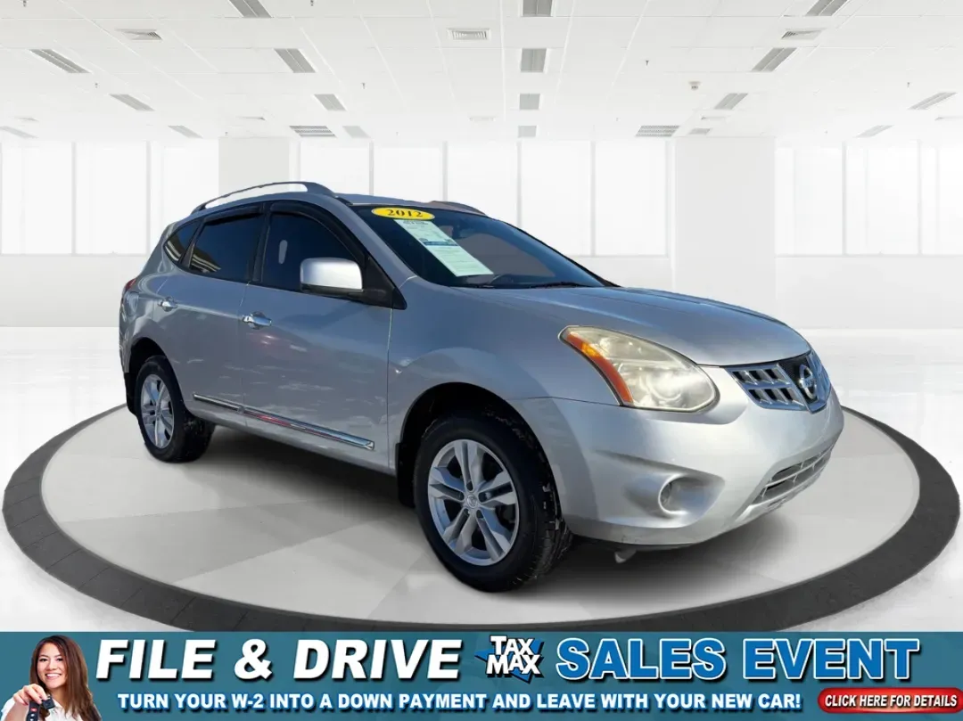 2012 Nissan Rogue SV (JN8AS5MT4CW) with an 2.5L I-4 DOHC engine, located at 1184 Kauffman Ave, Fairborn, OH, 45324, (937) 908-9800, 39.807072, -84.030914 - **Explore New Horizons with the 2012 Nissan Rogue SV Your Ideal Family SUV!**<br /> <br /> Imagine embarking on a road trip filled with laughter and memories or navigating through the daily hustle and bustle with ease. The 2012 Nissan Rogue SV at Advantage Car and Credit in Fairborn, OH, is the per - Photo#0