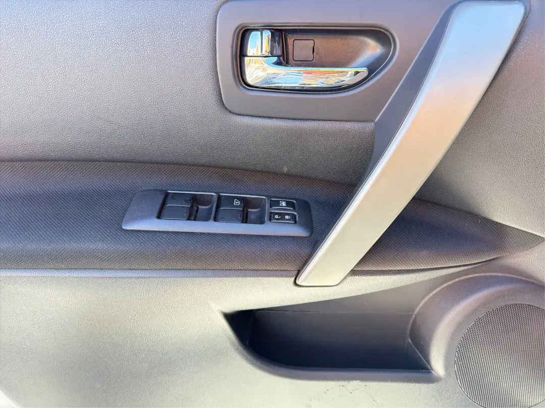 2012 Nissan Rogue SV (JN8AS5MT4CW) with an 2.5L I-4 DOHC engine, located at 1184 Kauffman Ave, Fairborn, OH, 45324, (937) 908-9800, 39.807072, -84.030914 - **Explore New Horizons with the 2012 Nissan Rogue SV Your Ideal Family SUV!**<br /> <br /> Imagine embarking on a road trip filled with laughter and memories or navigating through the daily hustle and bustle with ease. The 2012 Nissan Rogue SV at Advantage Car and Credit in Fairborn, OH, is the per - Photo#18