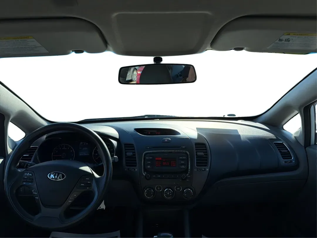 2018 Kia Forte LX (3KPFK4A72JE) with an 2L I-4 DOHC engine, located at 1230 East Main St, Xenia, OH, 45385, (937) 908-9800, 39.688026, -83.910172 - ### Drive into Adventure with the 2018 Kia Forte LX at Advantage Car and Credit - Xenia!<br /> <br /> Are you ready to elevate your daily commute or weekend getaway? The 2018 Kia Forte LX, available now at Advantage Car and Credit in Xenia, OH, is the perfect vehicle for both the budget-conscious bu - Photo#19