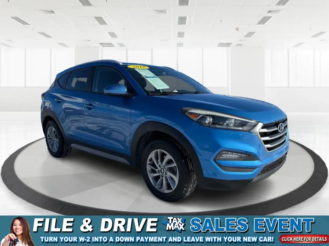 2018 Hyundai Tucson SEL (KM8J3CA43JU) with an Nu 2L I-4 gasoline direct injection engine, located at 8750 N County Rd 25A, Piqua, OH, 45356, (937) 908-9800, 40.164391, -84.232513 - Are you ready to elevate your adventures? Whether you're a growing family in need of a reliable SUV or a commuter looking for comfort on long drives, this 2018 Hyundai Tucson SEL is your ticket to a life filled with experiences. Discover the perfect blend of performance, safety, and technology at Ad - Photo#0