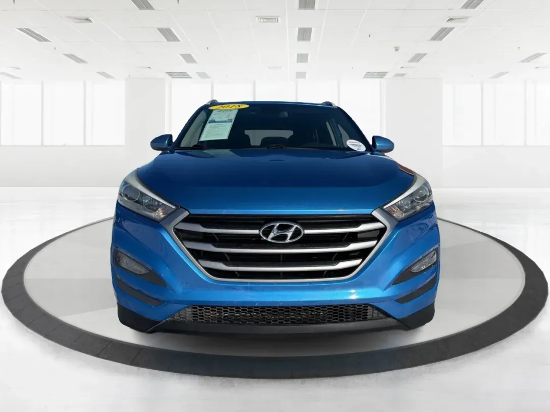 2018 Hyundai Tucson SEL (KM8J3CA43JU) with an Nu 2L I-4 gasoline direct injection engine, located at 8750 N County Rd 25A, Piqua, OH, 45356, (937) 908-9800, 40.164391, -84.232513 - Are you ready to elevate your adventures? Whether you're a growing family in need of a reliable SUV or a commuter looking for comfort on long drives, this 2018 Hyundai Tucson SEL is your ticket to a life filled with experiences. Discover the perfect blend of performance, safety, and technology at Ad - Photo#7