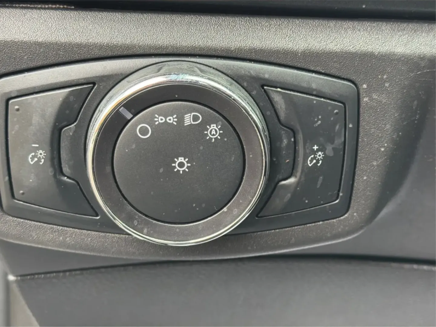 2014 Ford Fusion S (3FA6P0G70ER) with an 2.5L L4 DOHC 16V engine, Automatic transmission, located at 1951 S Dayton Lakeview Rd., New Carlisle, OH, 45344, (937) 908-9800, 39.890999, -84.050255 - **Discover a New Level of Comfort and Style with the 2014 Ford Fusion at Advantage Car and Credit!**<br /> <br /> Are you on the hunt for a reliable sedan that perfectly balances style, efficiency, and comfort? Look no further than the 2014 Ford Fusion, available now at Advantage Car and Credit in N - Photo#17