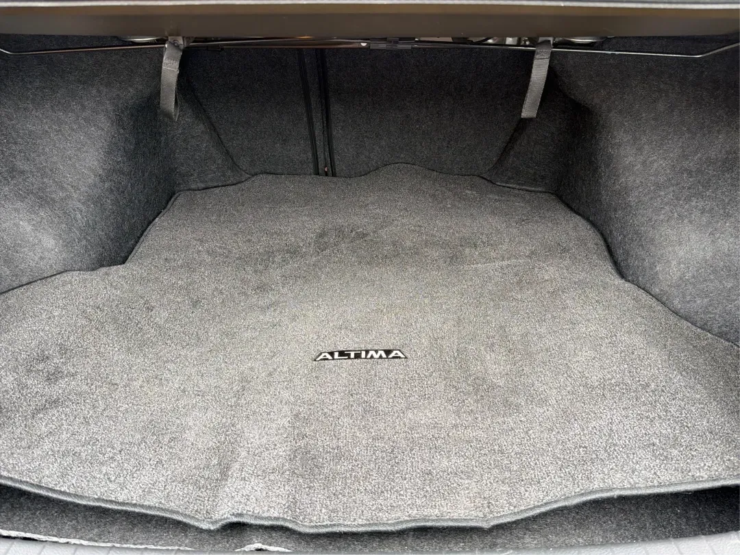 2015 Nissan Altima 2.5 S (1N4AL3AP8FC) with an 2.5L I-4 DOHC engine, located at 1184 Kauffman Ave, Fairborn, OH, 45324, (937) 908-9800, 39.807072, -84.030914 - ### Drive Your Future with Confidence: 2015 Nissan Altima at Advantage Car and Credit - Fairborn<br /> <br /> Are you looking for a reliable sedan that balances comfort, efficiency, and style? Look no further than the 2015 Nissan Altima 2.5 S, a perfect choice for daily commuters, growing families, - Photo#12