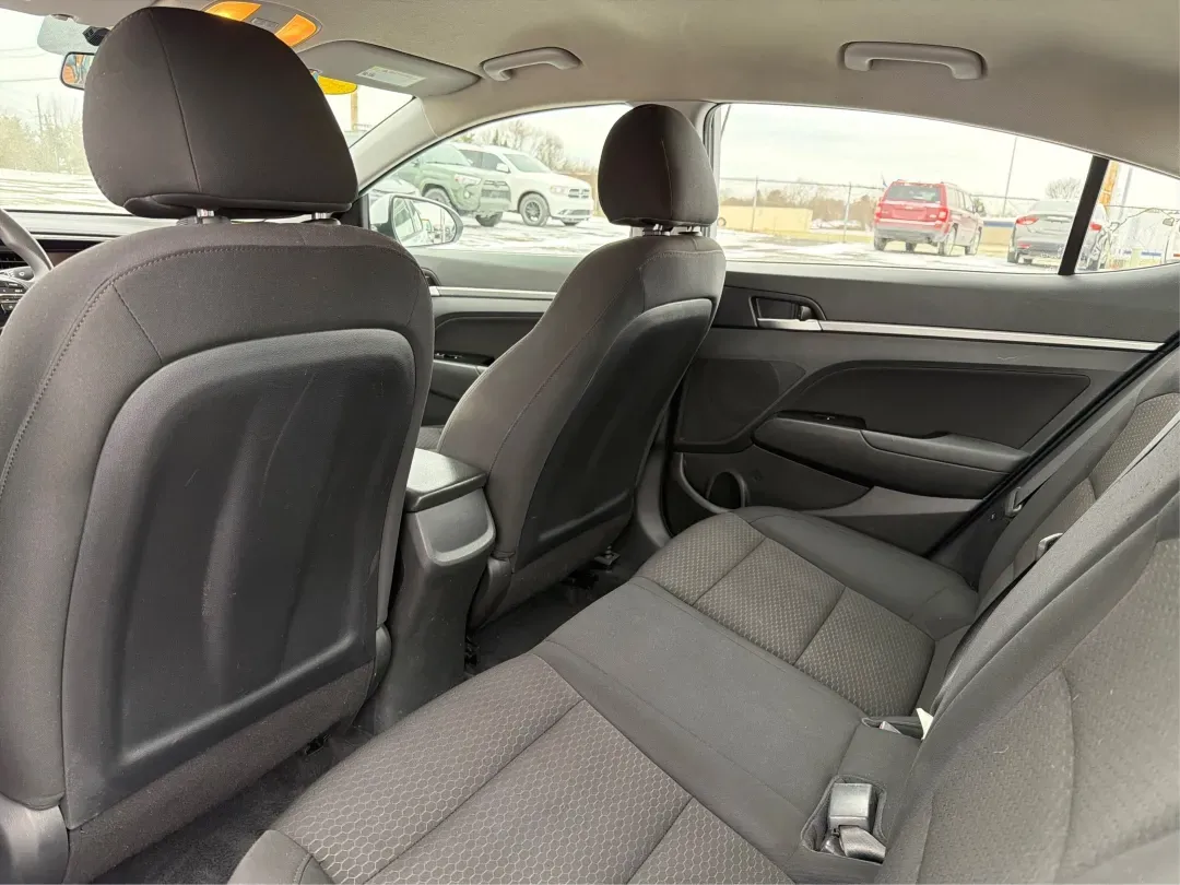 2020 Hyundai Elantra SEL (5NPD84LF8LH) with an Nu 2L I-4 DOHC engine, located at 880 E. National Road, Vandalia, OH, 45377, (937) 908-9800, 39.891918, -84.183594 - Are you ready to elevate your everyday driving experience? Look no further than this stunning 2020 Hyundai Elantra SEL, the perfect sedan for commuters, growing families, or anyone seeking a stylish ride that won't break the bank. Whether you're navigating the bustling streets of Vandalia or embarki - Photo#10