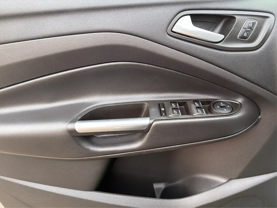 2017 Ford Escape SE (1FMCU9GD8HU) with an Other engine, located at 401 Woodman Dr, Riverside, OH, 45431, (937) 908-9800, 39.760899, -84.123421 - **Adventure Awaits: The 2017 Ford Escape SE at Advantage Car and Credit Riverside**<br /> <br /> Are you looking for a versatile SUV that can keep up with your active lifestyle? Whether you're navigating the bustling streets of Riverside, OH, or heading out for a weekend escape to the beautiful nea - Photo#19