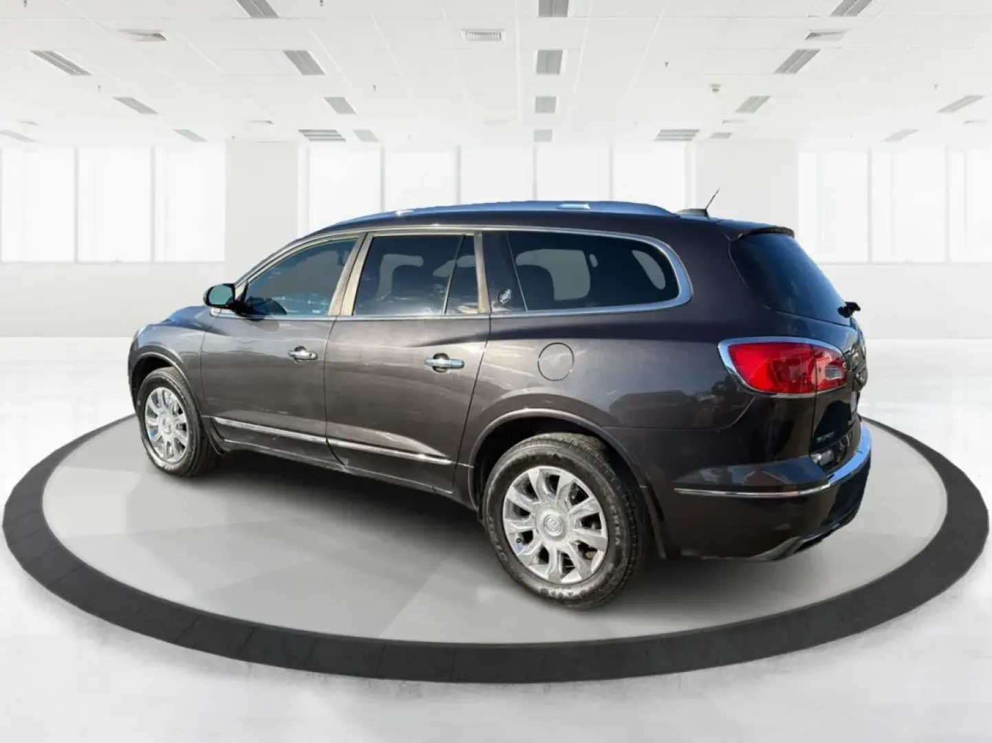 2017 Buick Enclave Leather (5GAKVBKD5HJ) with an 3.6L V-6 gasoline direct injection engine, located at 8750 N County Rd 25A, Piqua, OH, 45356, (937) 908-9800, 40.164391, -84.232513 - **Experience Adventure and Comfort with the 2017 Buick Enclave at Advantage Car and Credit - Piqua!**<br /> <br /> Are you ready to elevate your family road trips or daily commutes with a vehicle that combines sophistication, comfort, and reliability? Look no further than this stunning 2017 Buick En - Photo#4