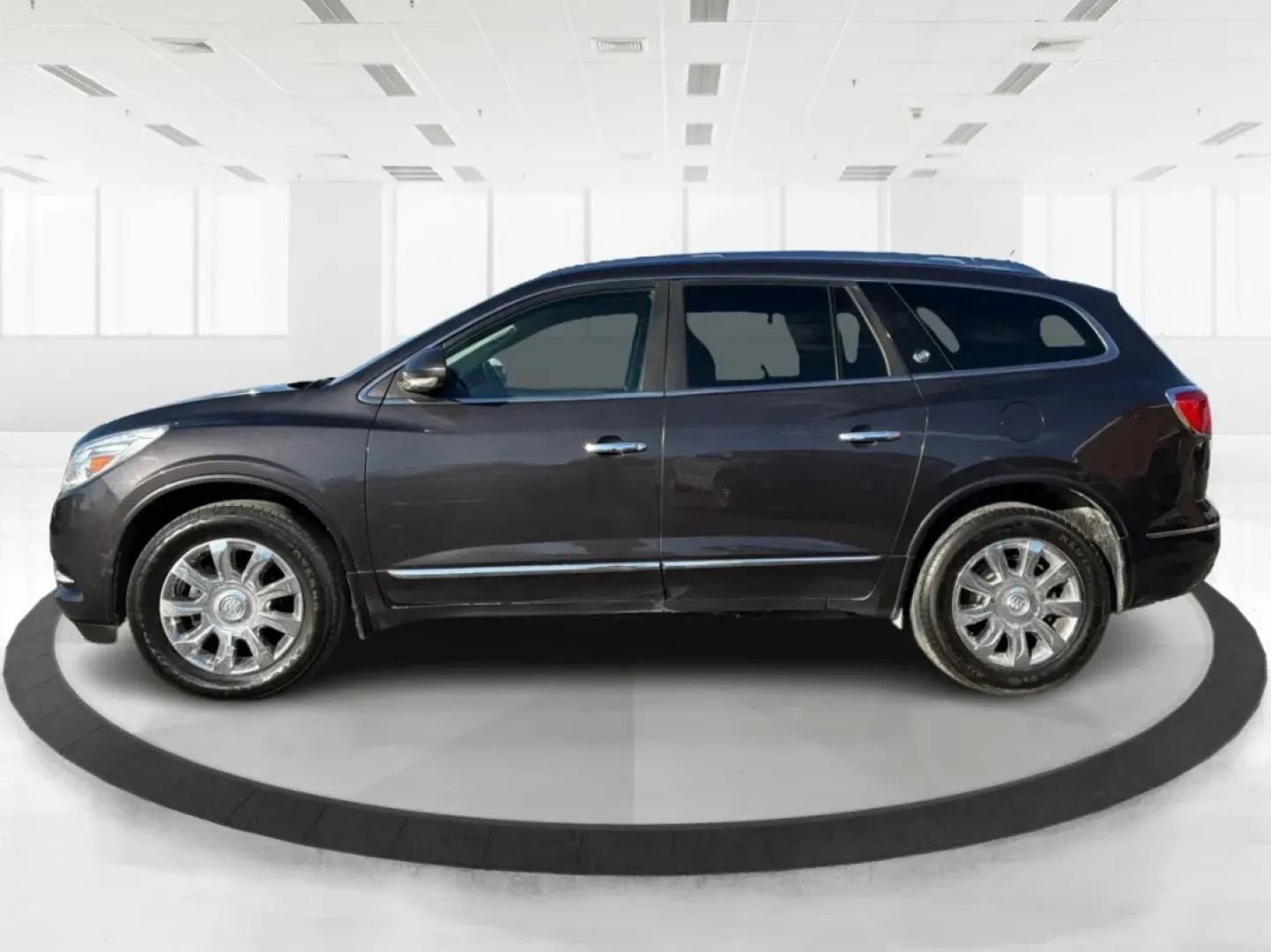 2017 Buick Enclave Leather (5GAKVBKD5HJ) with an 3.6L V-6 gasoline direct injection engine, located at 8750 N County Rd 25A, Piqua, OH, 45356, (937) 908-9800, 40.164391, -84.232513 - **Experience Adventure and Comfort with the 2017 Buick Enclave at Advantage Car and Credit - Piqua!**<br /> <br /> Are you ready to elevate your family road trips or daily commutes with a vehicle that combines sophistication, comfort, and reliability? Look no further than this stunning 2017 Buick En - Photo#5