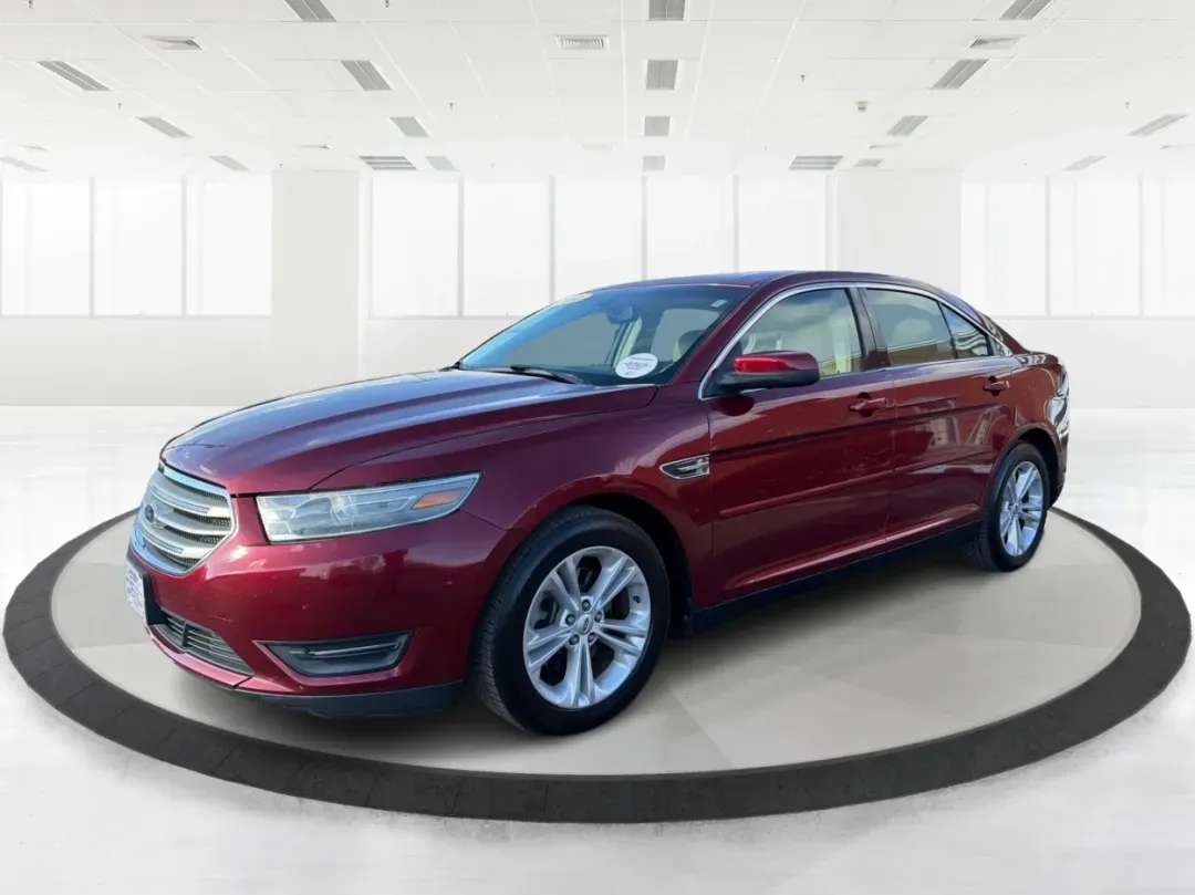 2014 Ford Taurus SEL (1FAHP2E85EG) with an EcoBoost 2L I-4 gasoline direct injection engine, located at 1230 East Main St, Xenia, OH, 45385, (937) 908-9800, 39.688026, -83.910172 - **Experience the Road Like Never Before in Your 2014 Ford Taurus SEL! Perfect for Commuters and Families Alike!**<br /> <br /> Are you ready to elevate your driving experience? The 2014 Ford Taurus SEL is not just a sedan; it's a lifestyle upgrade. Ideal for daily commuters, growing families, or any - Photo#8