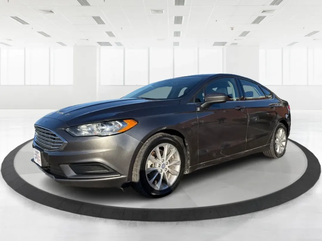 2017 Ford Fusion SE (3FA6P0H78HR) with an Other engine, located at 1099 N County Rd 25A, Troy, OH, 45373, (937) 908-9800, 40.057079, -84.212883 - **Discover Your Next Adventure with the 2017 Ford Fusion SE at Advantage Car and Credit - Troy!**<br /> <br /> Are you ready to elevate your daily commute or embark on weekend getaways with confidence? The 2017 Ford Fusion SE, available now at Advantage Car and Credit in Troy, OH, is designed for th - Photo#8