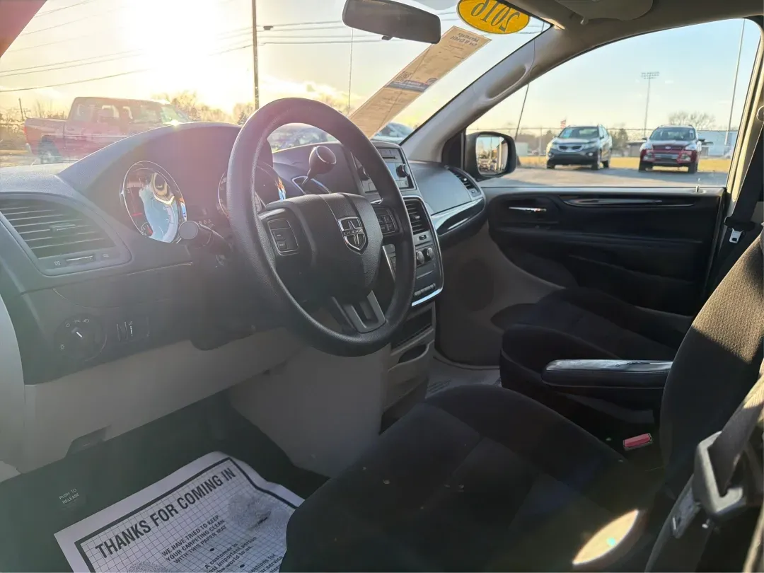 2016 Dodge Grand Caravan American Value Pkg (2C4RDGBG7GR) with an Pentastar 3.6L V-6 DOHC engine, located at 4508 South Dixie Dr, Moraine, OH, 45439, (937) 908-9800, 39.689976, -84.218452 - **Discover the Freedom of Family Adventures with the 2016 Dodge Grand Caravan at Advantage Car and Credit - Moraine!**<br /> <br /> Are you ready to transform your family outings into unforgettable adventures? The 2016 Dodge Grand Caravan is the perfect companion for busy parents, spacious enough to - Photo#9