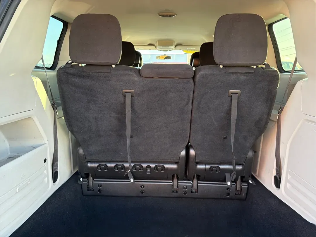 2016 Dodge Grand Caravan American Value Pkg (2C4RDGBG7GR) with an Pentastar 3.6L V-6 DOHC engine, located at 4508 South Dixie Dr, Moraine, OH, 45439, (937) 908-9800, 39.689976, -84.218452 - **Discover the Freedom of Family Adventures with the 2016 Dodge Grand Caravan at Advantage Car and Credit - Moraine!**<br /> <br /> Are you ready to transform your family outings into unforgettable adventures? The 2016 Dodge Grand Caravan is the perfect companion for busy parents, spacious enough to - Photo#12