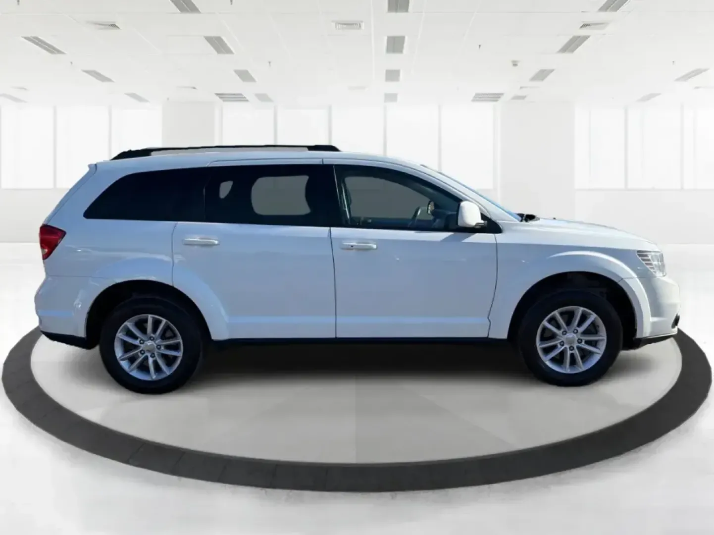 2016 Dodge Journey SXT (3C4PDCBG8GT) with an 3.6L V6 DOHC 24V engine, 4A transmission, located at 401 Woodman Dr, Riverside, OH, 45431, (937) 908-9800, 39.760899, -84.123421 - **Unleash Your Adventurous Spirit with the 2016 Dodge Journey SXT A Perfect SUV for Family Escapades!**<br /> <br /> Are you a growing family looking for the ideal vehicle to accommodate your lifestyle? Or perhaps you need a reliable SUV that excels in both daily commutes and weekend adventures? Lo - Photo#1