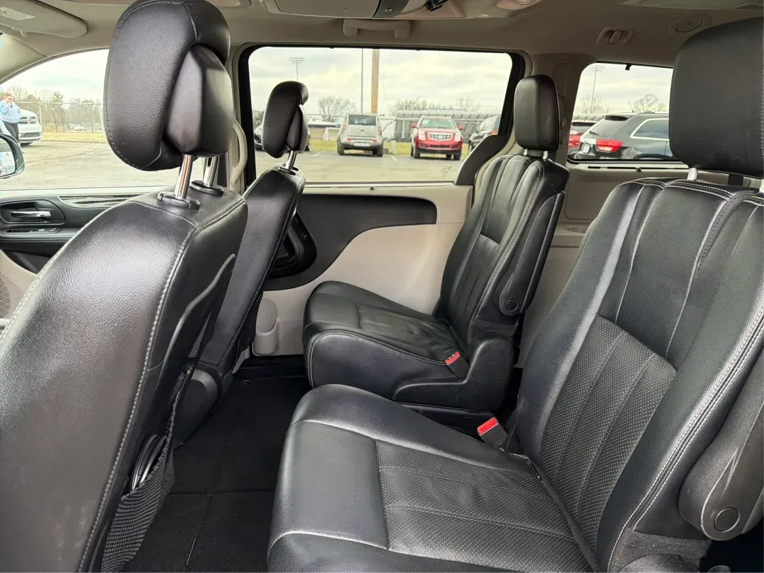 2016 Chrysler Town and Country Touring-L Anniversary Edition (2C4RC1CG8GR) with an Pentastar 3.6L V-6 DOHC engine, located at 401 Woodman Dr, Riverside, OH, 45431, (937) 908-9800, 39.760899, -84.123421 - Experience the ultimate in family-friendly transportation with the 2016 Chrysler Town and Country, available now at Advantage Car and Credit in Riverside, OH! This exceptional passenger van is perfect for those seeking both versatility and comfort, making it an ideal choice for growing families, w - Photo#10