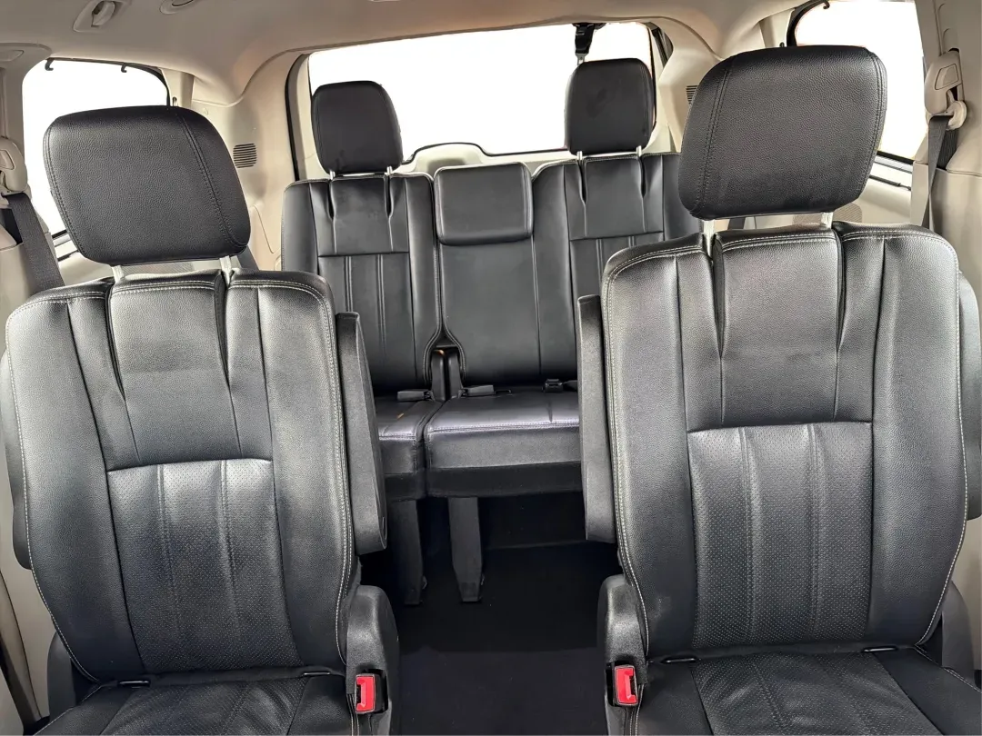 2016 Chrysler Town and Country Touring-L Anniversary Edition (2C4RC1CG8GR) with an Pentastar 3.6L V-6 DOHC engine, located at 401 Woodman Dr, Riverside, OH, 45431, (937) 908-9800, 39.760899, -84.123421 - Experience the ultimate in family-friendly transportation with the 2016 Chrysler Town and Country, available now at Advantage Car and Credit in Riverside, OH! This exceptional passenger van is perfect for those seeking both versatility and comfort, making it an ideal choice for growing families, w - Photo#14